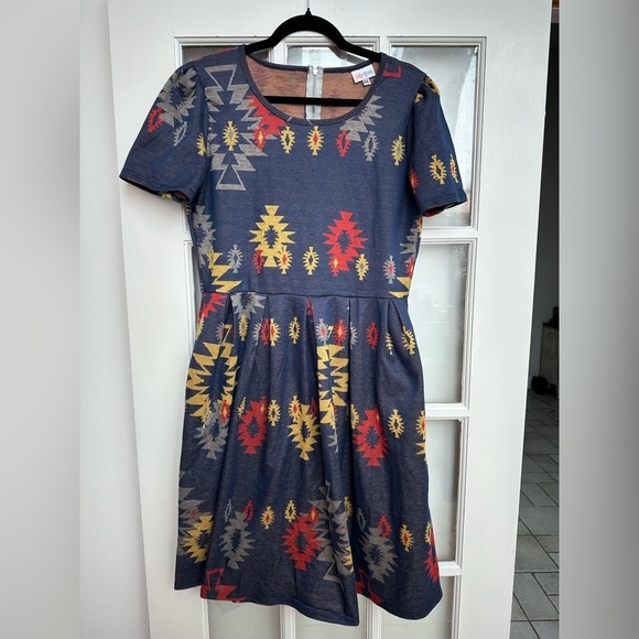LuLaRoe Aztec Tribal Fit & Flare Amelia Dress Southwestern Jacquard Plus Size 2X - Picture 11 of 11